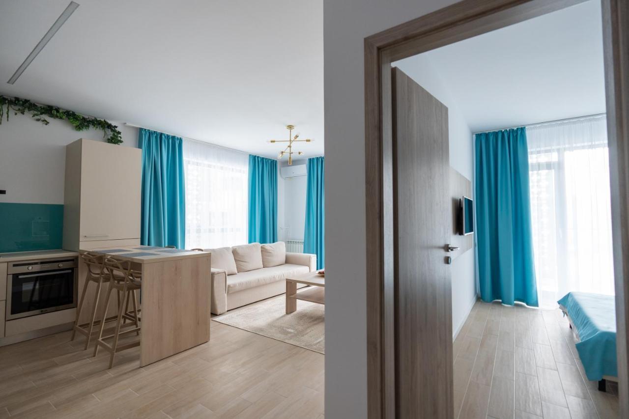 Lotus Mamaia