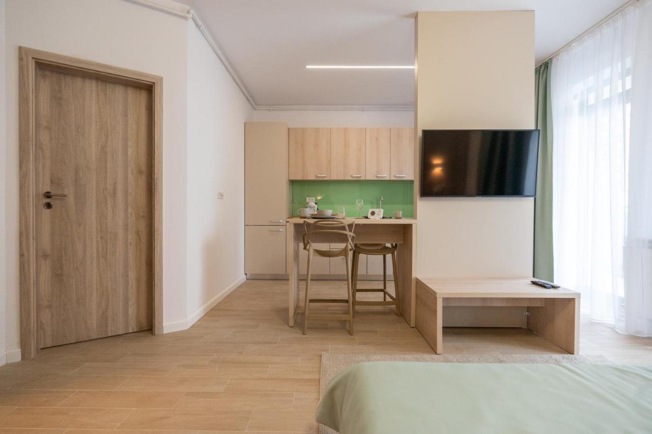 Lotus Aparthotel *