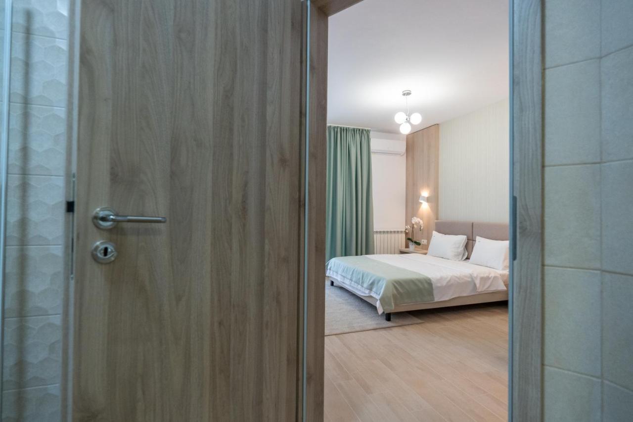 Lotus Aparthotel *